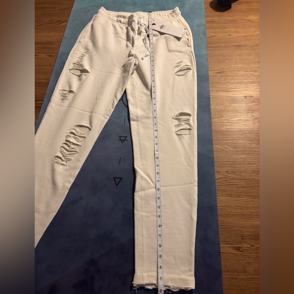 ALO Yoga Ripped Sweatpants